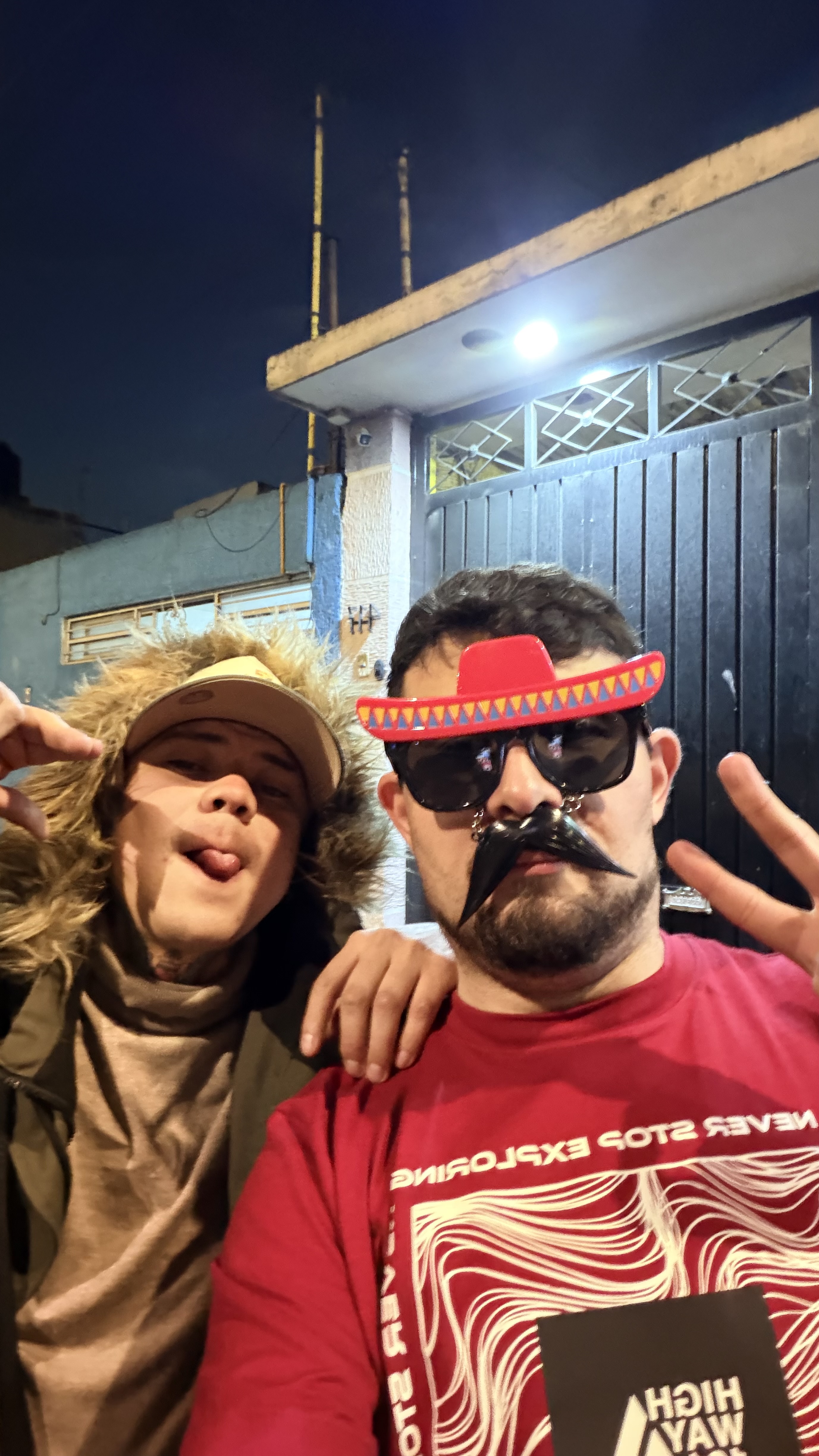 Foto mía con otra playera